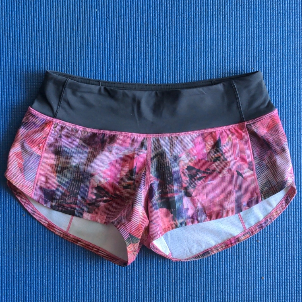 Lululemon Speed shorts 2.5"